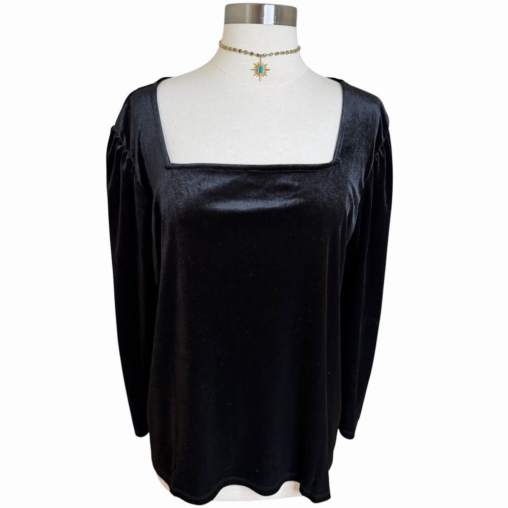 The Pyramid Collection Black Velvet Top 1X Square Neck Long Sleeve Whimsigoth